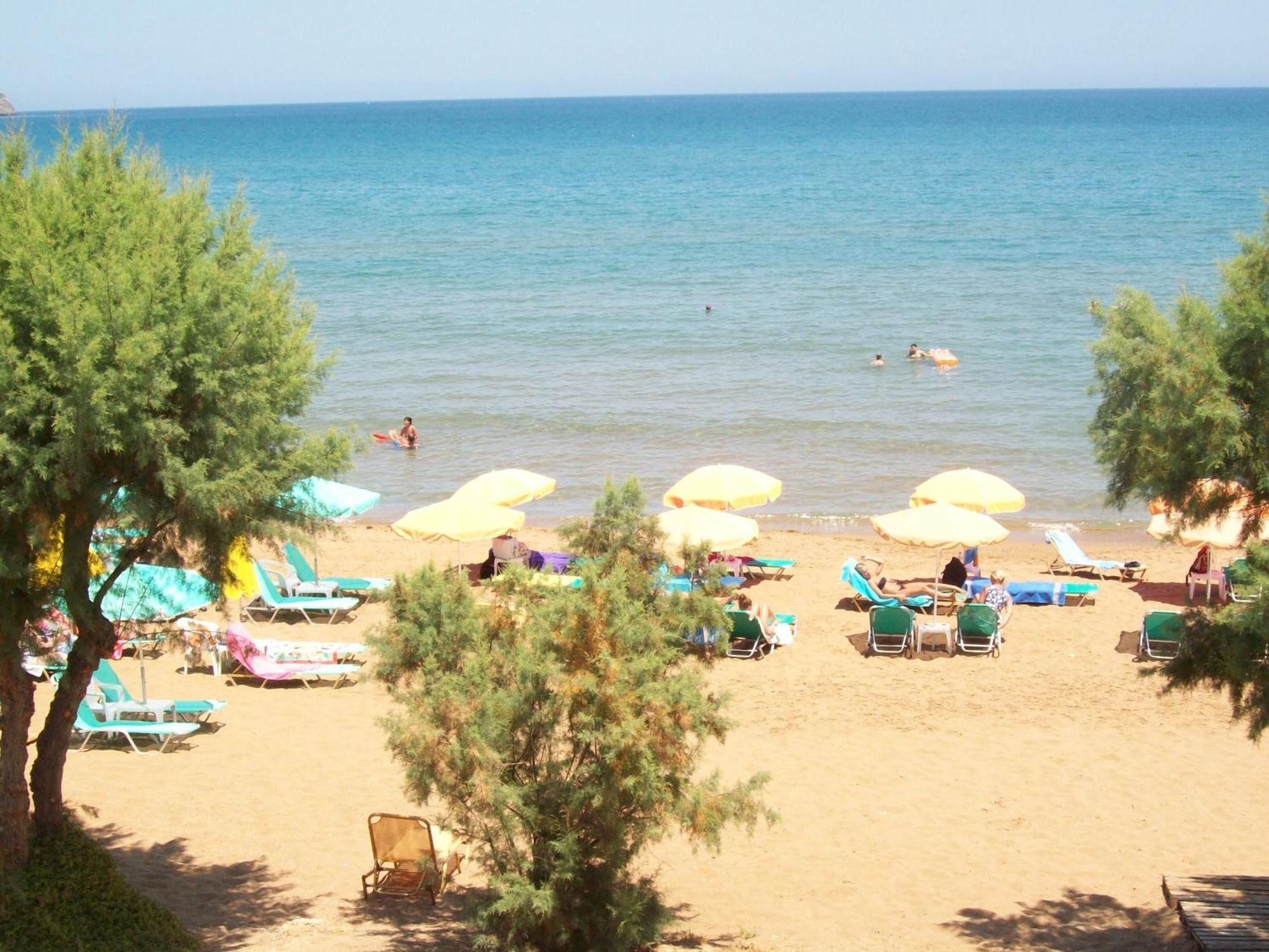 Kato Stalos Beach Exterior photo