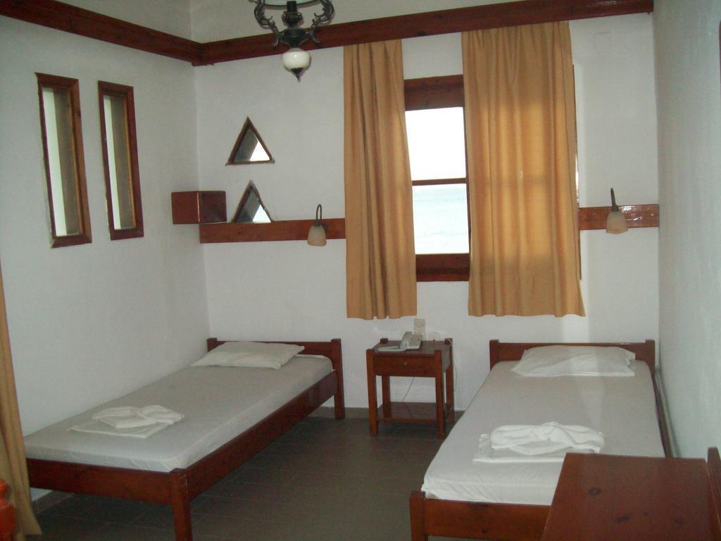 Kato Stalos Beach Exterior photo